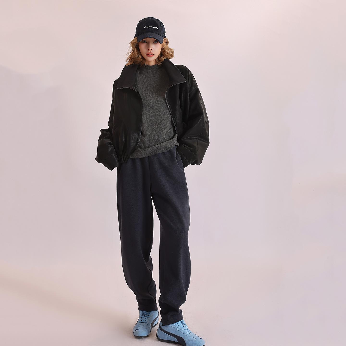 Winter Fleece-Lined Bootcut Skinny Sweatpants with Elastic Waist - MD5247 S темно-синий
Winter Fleece-Lined Bootcut Skinny Sweatpants with Elastic Waist - MD5247 S темно-синий