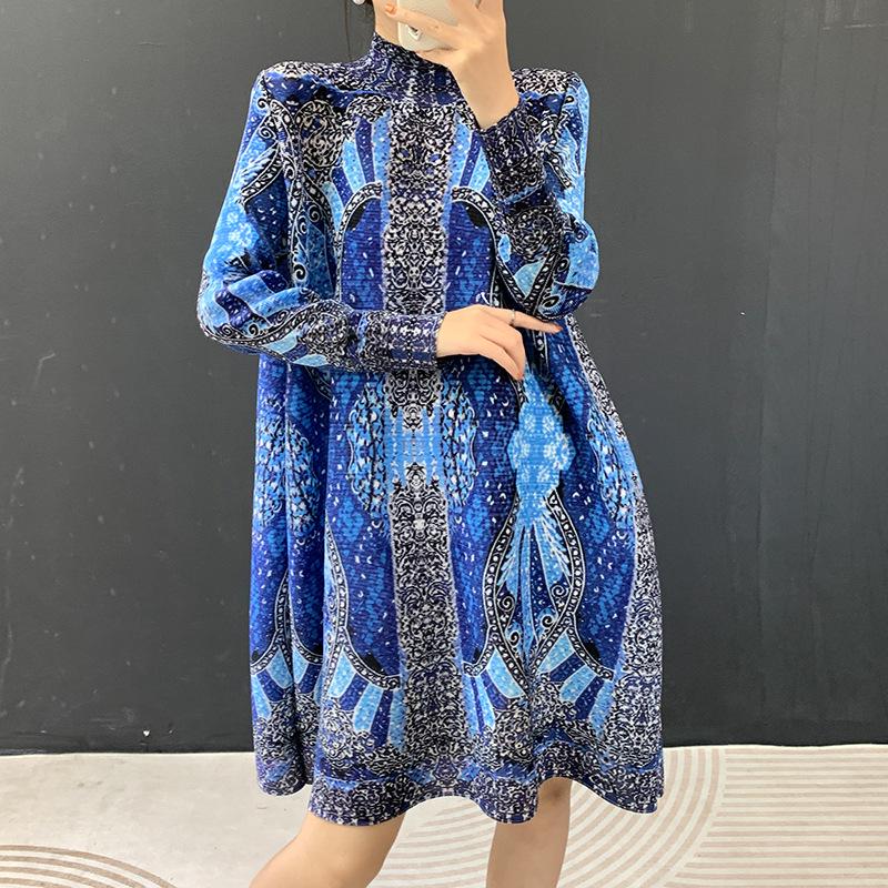 2026 Spring Blue Half-High Collar Dress - Loose, Plus Size, Stylish Slimming Design for Middle-Aged and Elderly Women. One Size синий
2026 Spring Blue Half-High Collar Dress - Loose, Plus Size, Stylish Slimming Design for Middle-Aged and Elderly Women. One Size синий
