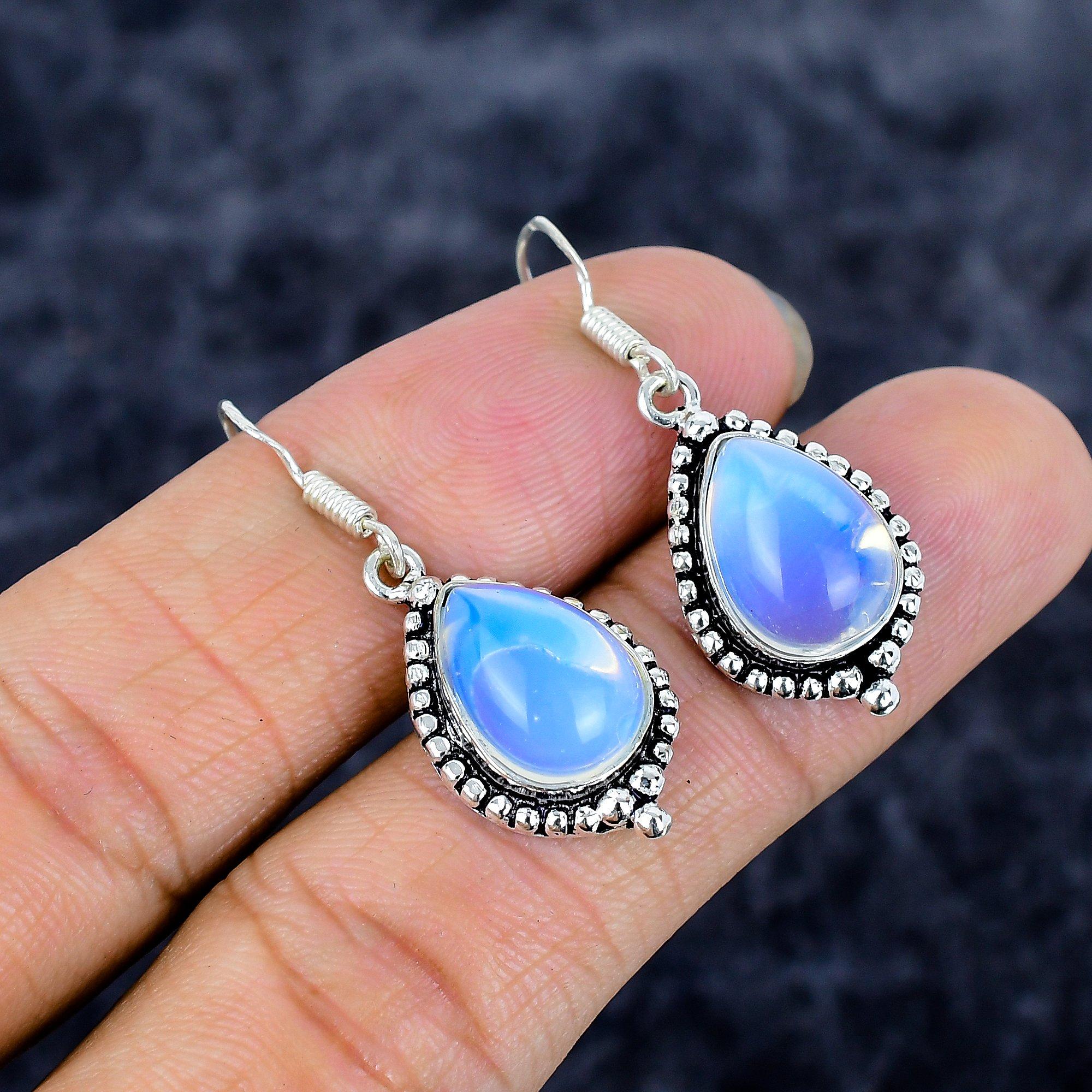 Milky Opal Gemstone Handmade 925 Sterling Silver Jewelry Earring 1.58 M-3356
Milky Opal Gemstone Handmade 925 Sterling Silver Jewelry Earring 1.58 M-3356