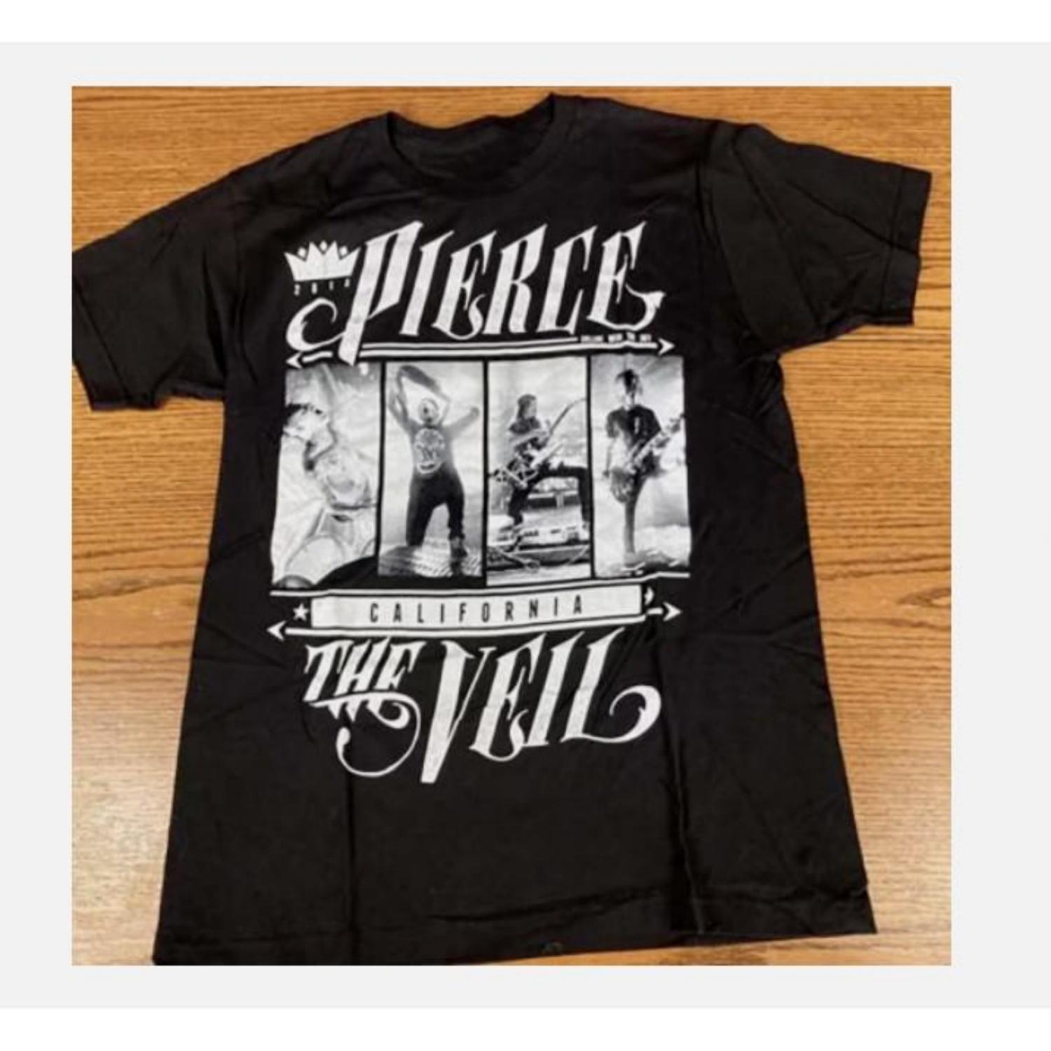 Pierce The Veil Mens Black Tee Unisex Unisex T-Shirt XXXXXL чорний
Pierce The Veil Mens Black Tee Unisex Unisex T-Shirt XXXXXL чорний