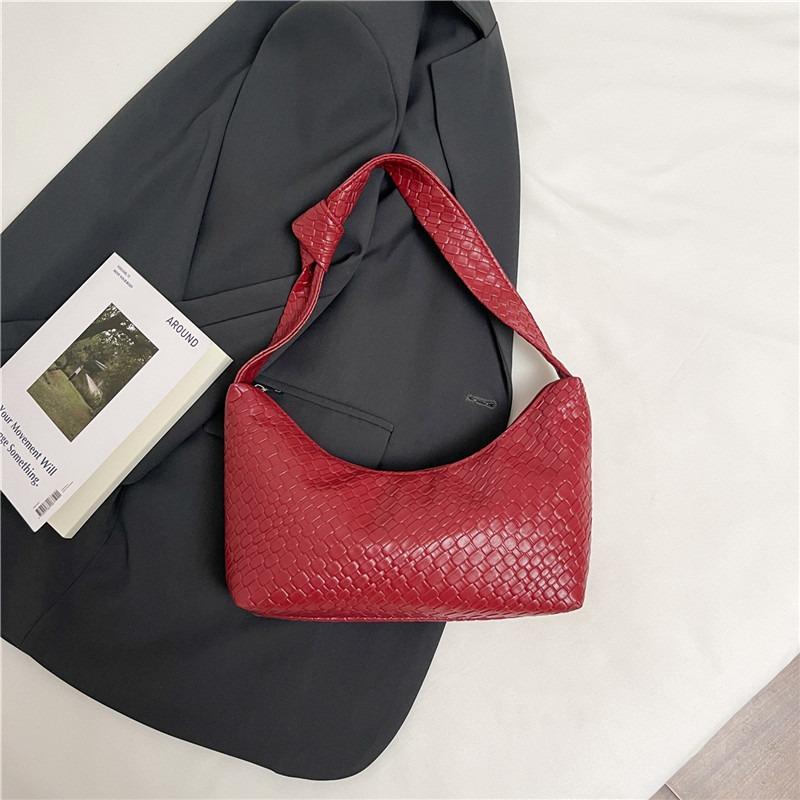 Новая повседневная ретро большая вместимость однотонная популярная модная простая личность плечевая подмышечная сумка для поездок на работу красный
Новая повседневная ретро большая вместимость однотонная популярная модная простая личность плечевая подмышечная сумка для поездок на работу красный