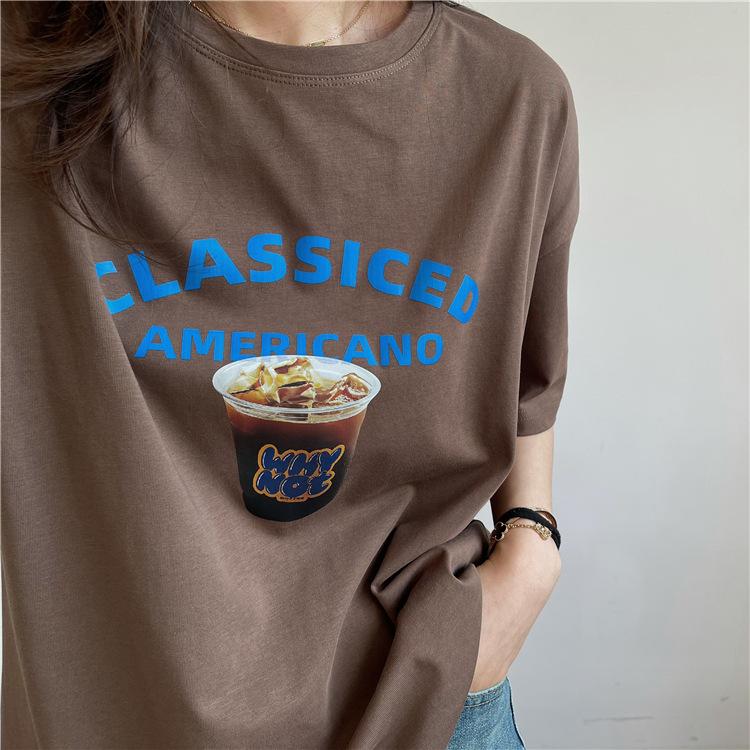 Summer new ice American coffee printed short-sleeved t-shirt for men and women couples pure cotton loose casual versatile top 3xl (170-190 recommended) коричневий
Summer new ice American coffee printed short-sleeved t-shirt for men and women couples pure cotton loose casual versatile top 3xl (170-190 recommended) коричневий