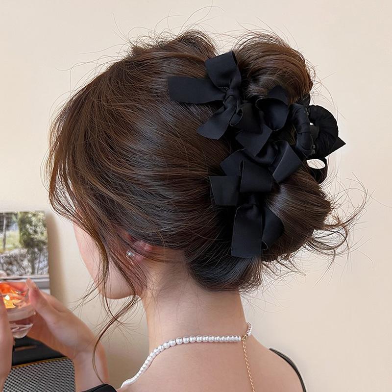 1pc Korean elegant and cute bow clip, new high-end style, large hair volume, shark clip, back of the head disc hair clip
1pc Korean elegant and cute bow clip, new high-end style, large hair volume, shark clip, back of the head disc hair clip