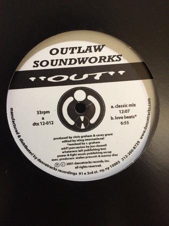 12inch Record OUTLAW SOUNDWORKS - Out DTX12012 Dance Tracks 2001 US Dance & Electronica Used
12inch Record OUTLAW SOUNDWORKS - Out DTX12012 Dance Tracks 2001 US Dance & Electronica Used
