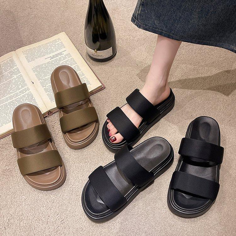 Thick bottom one-word drag women s outer wear 2024 spring and summer new casual fashion beach non-slip breathable cool slippers tide 35 зелёный
Thick bottom one-word drag women s outer wear 2024 spring and summer new casual fashion beach non-slip breathable cool slippers tide 35 зелёный