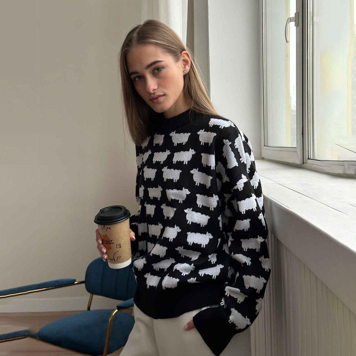 Женский свитер осень-зима с круглым вырезом и длинными рукавами L чёрный
Женский свитер осень-зима с круглым вырезом и длинными рукавами L чёрный