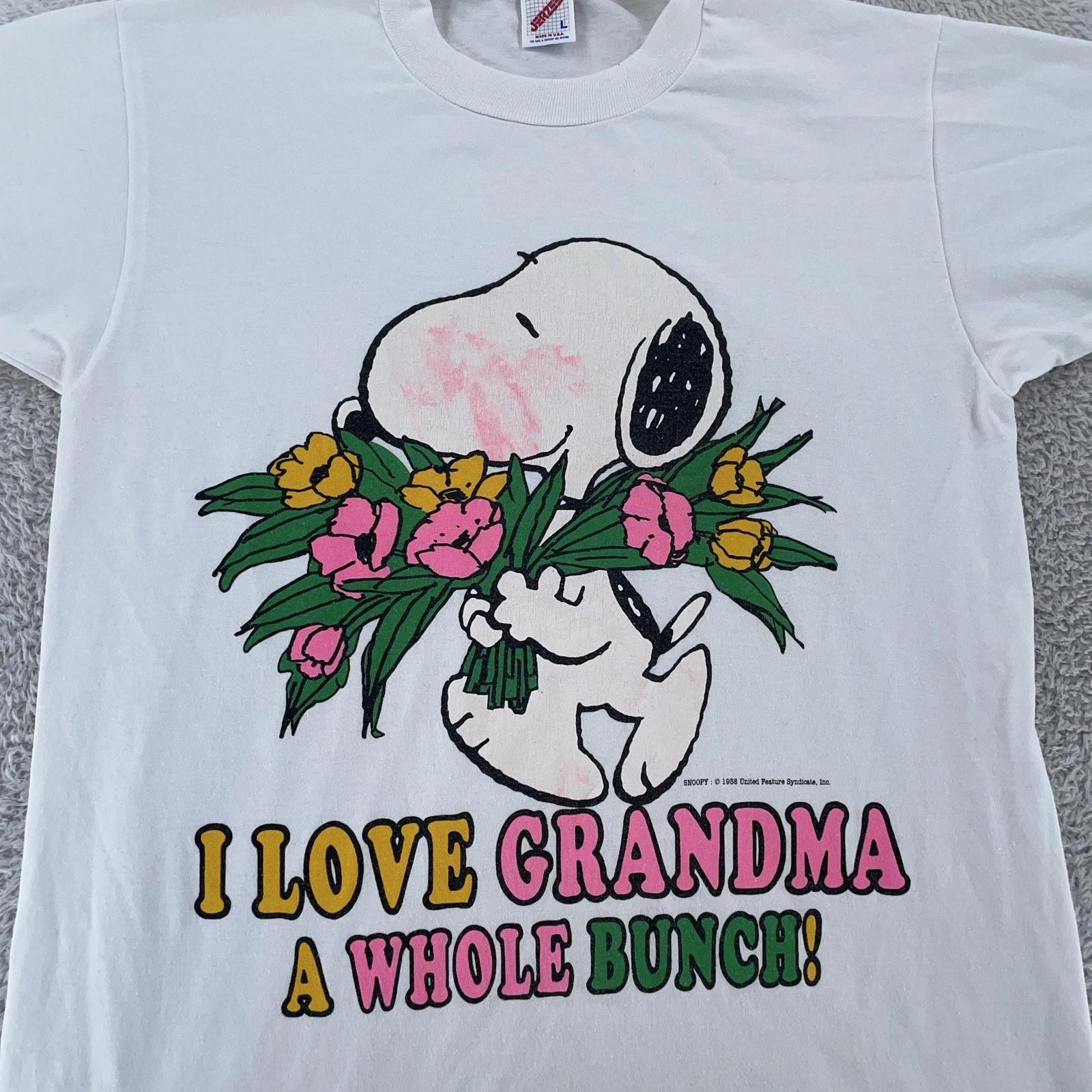 Vintage Snoopy Shirt Mens M/L I Love Grandma Whole Bunch Flowers Peanuts 80s Tee 3XL
Vintage Snoopy Shirt Mens M/L I Love Grandma Whole Bunch Flowers Peanuts 80s Tee 3XL