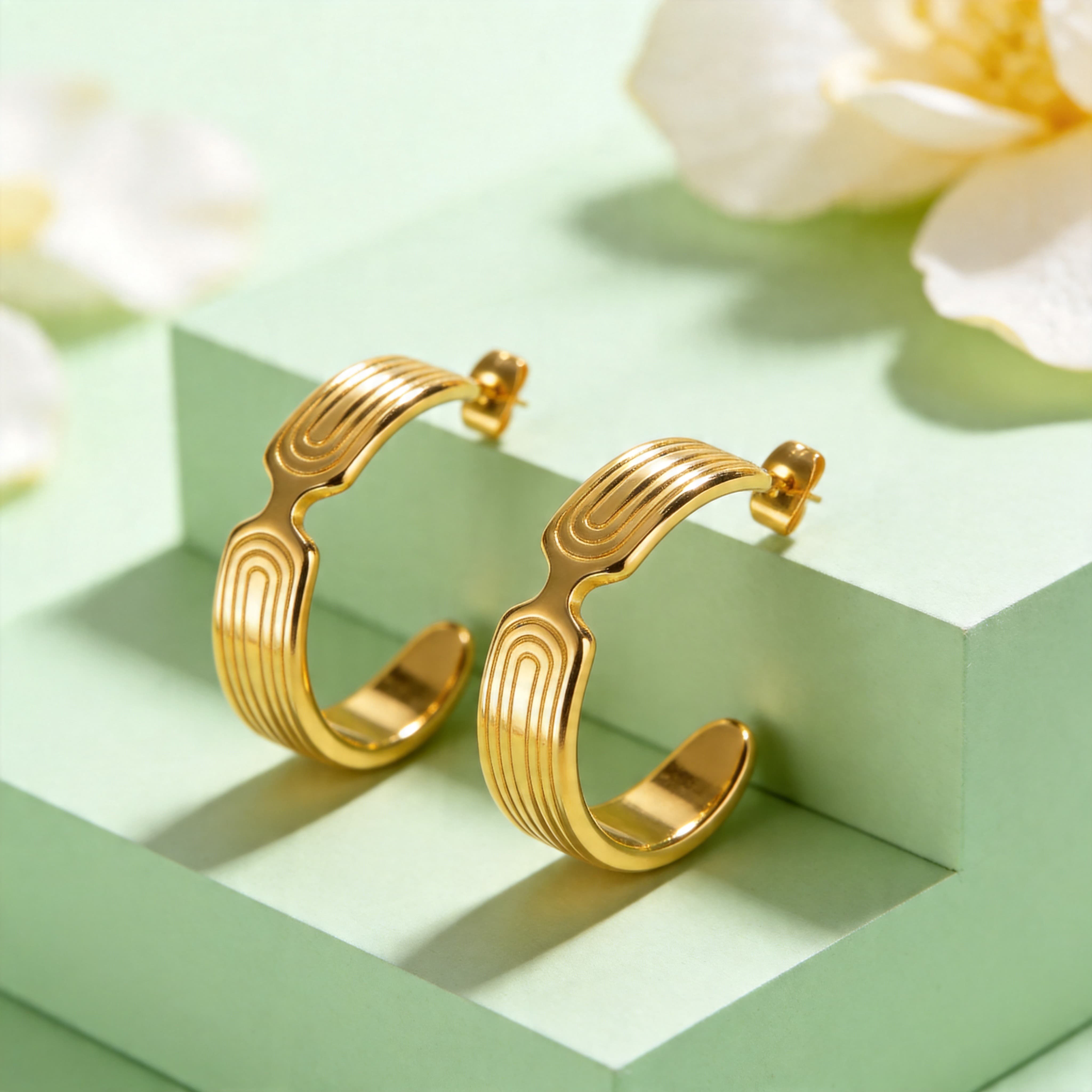Trendy Thick C-shaped Earrings for Women,Stainless Steel Textured Hoops Earrings,Statement Huggie Vintage Party Accessories Gift
Trendy Thick C-shaped Earrings for Women,Stainless Steel Textured Hoops Earrings,Statement Huggie Vintage Party Accessories Gift