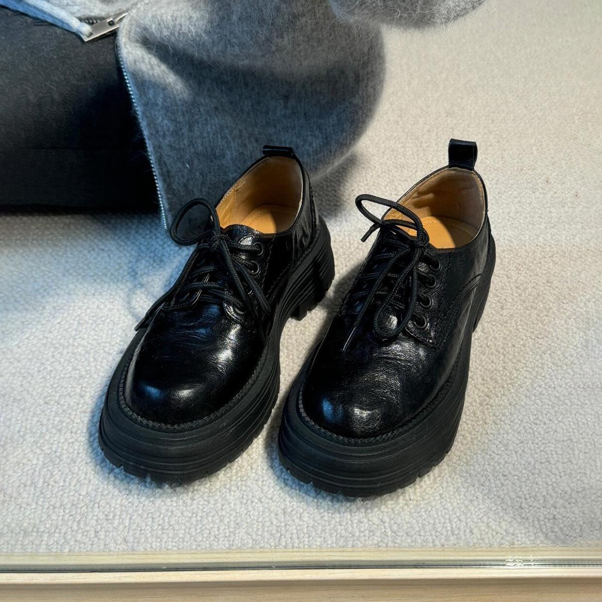 Версия из овчины~ британские кожаные туфли на толстой подошве со шнуровкой, женские универсальные туфли в стиле ретро-колледж на толстом каблуке с круглым носком 40
Версия из овчины~ британские кожаные туфли на толстой подошве со шнуровкой, женские универсальные туфли в стиле ретро-колледж на толстом каблуке с круглым носком 40