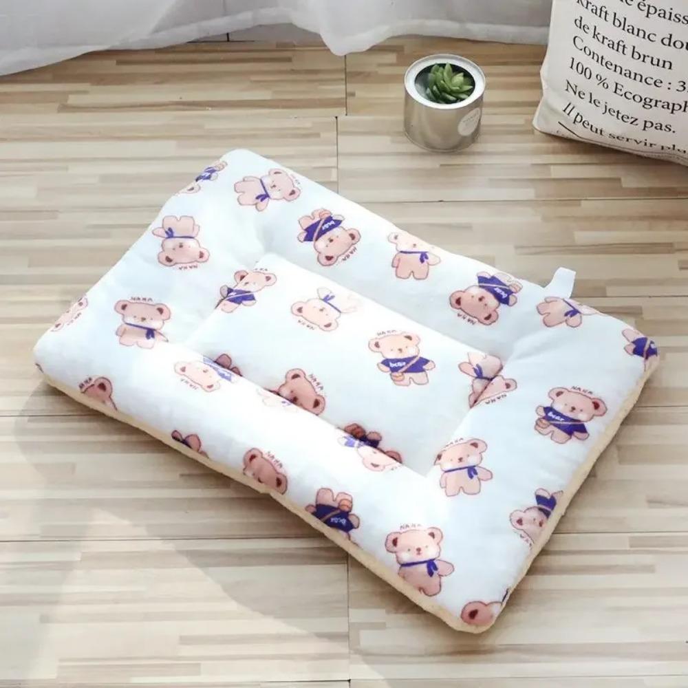 Моющееся теплое одеяло с рисунком медведя, утолщенное одеяло с шерстью, подушка для кровати, товары для домашних животных, флисовый коврик для сна для домашних животных, мягкая кровать для собак и кошек 35x29
Моющееся теплое одеяло с рисунком медведя, утолщенное одеяло с шерстью, подушка для кровати, товары для домашних животных, флисовый коврик для сна для домашних животных, мягкая кровать для собак и кошек 35x29