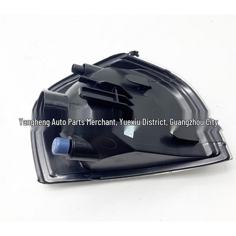 Compatible with Old S80 Front Headlight Corner Turn Signal Cover
Compatible with Old S80 Front Headlight Corner Turn Signal Cover