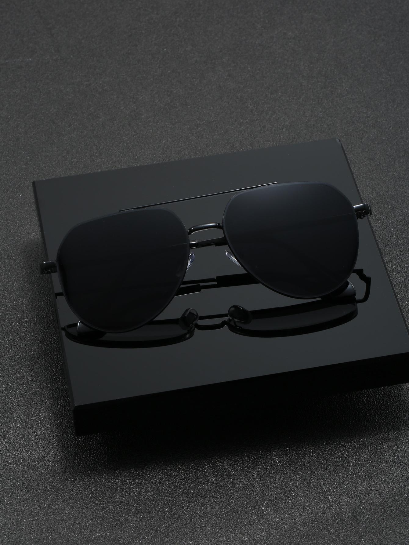 Spot Polarized Sunglasses Color-Changing Sunglasses for Men Driving Day and Night Driving Glasses WOMEN S Sunglasses MEN S Sunglasses чорний
Spot Polarized Sunglasses Color-Changing Sunglasses for Men Driving Day and Night Driving Glasses WOMEN S Sunglasses MEN S Sunglasses чорний