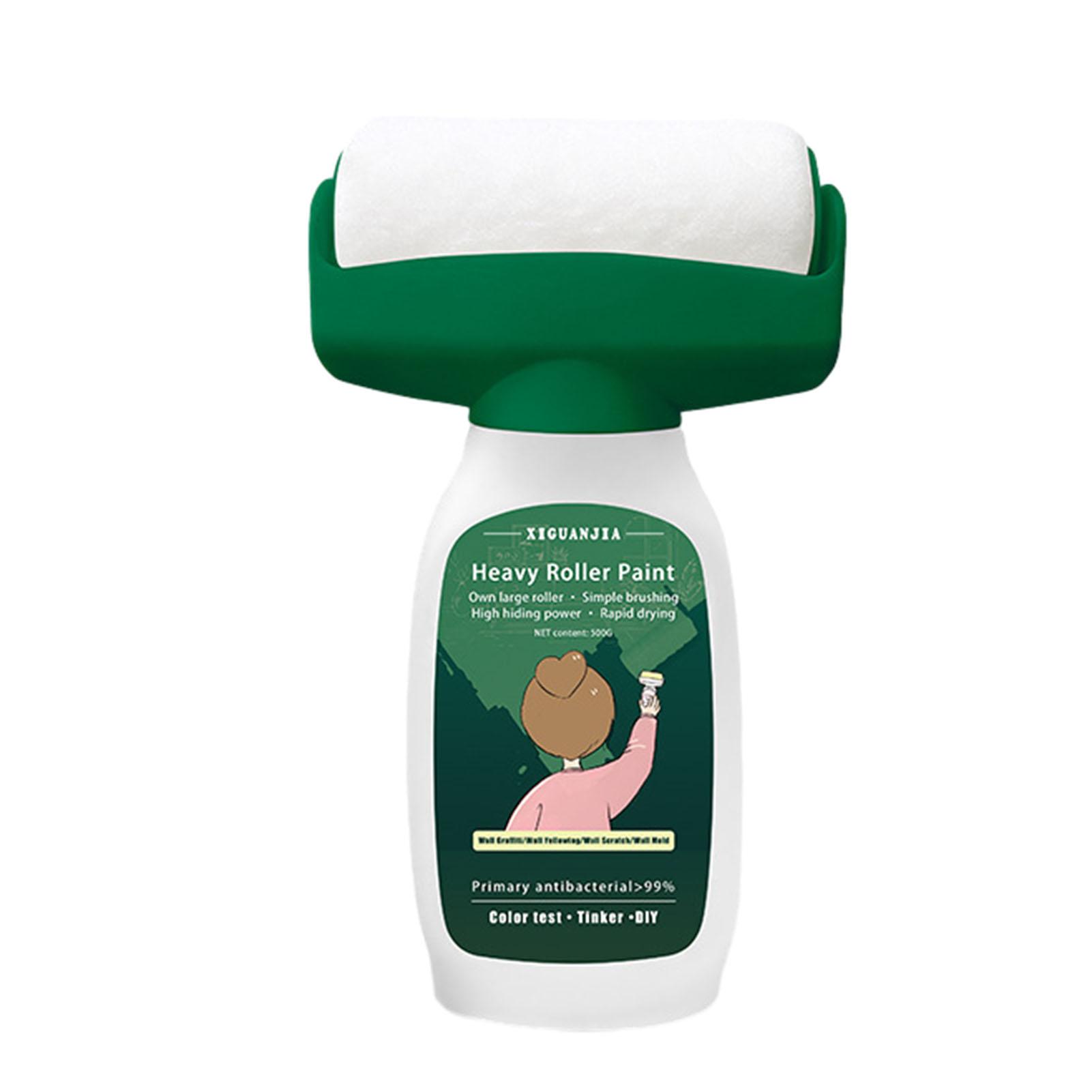 Экологическая латексная краска равномерно наносится на стены для ремонта валиком для дома
Экологическая латексная краска равномерно наносится на стены для ремонта валиком для дома