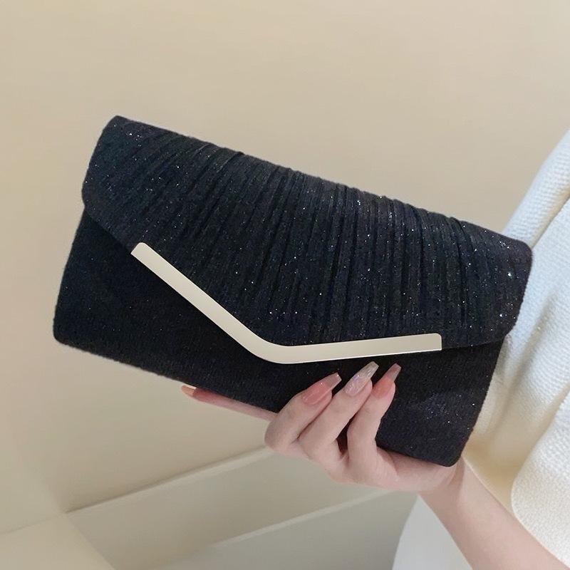 Shiny Pleated Shoulder Crossbody Bag Elegant Glitter Envelope Clutch Bag with Detachable Chain Strap for Evening Party & Wedding
Shiny Pleated Shoulder Crossbody Bag Elegant Glitter Envelope Clutch Bag with Detachable Chain Strap for Evening Party & Wedding