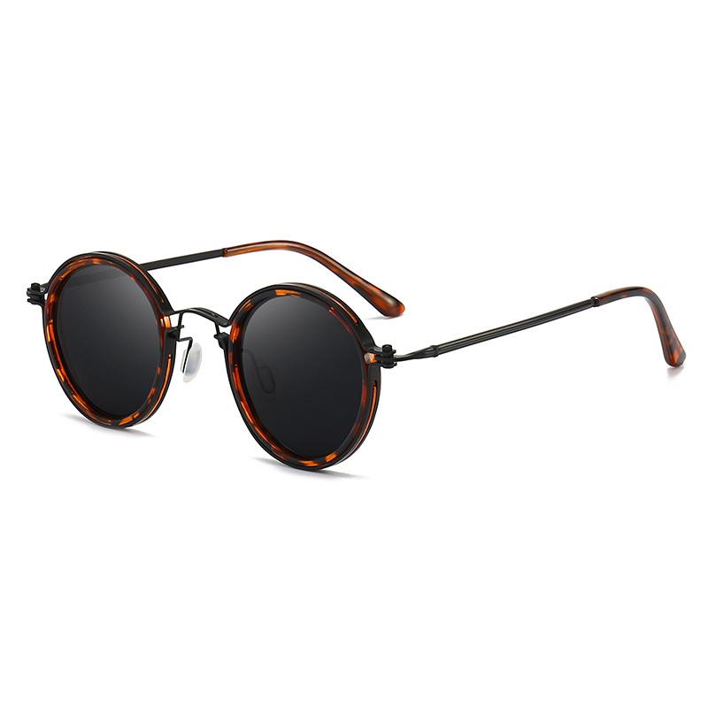 Unisex Retro Round Sunglasses Brand Designer Vintage Small Frame Classic Gothic Steampunk Sun Glasses UV400 Driving Goggles
Unisex Retro Round Sunglasses Brand Designer Vintage Small Frame Classic Gothic Steampunk Sun Glasses UV400 Driving Goggles