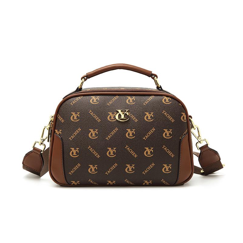 Small square bag women s new fashion versatile women s broadband shoulder messenger bag simple handbag fashion trend
Small square bag women s new fashion versatile women s broadband shoulder messenger bag simple handbag fashion trend