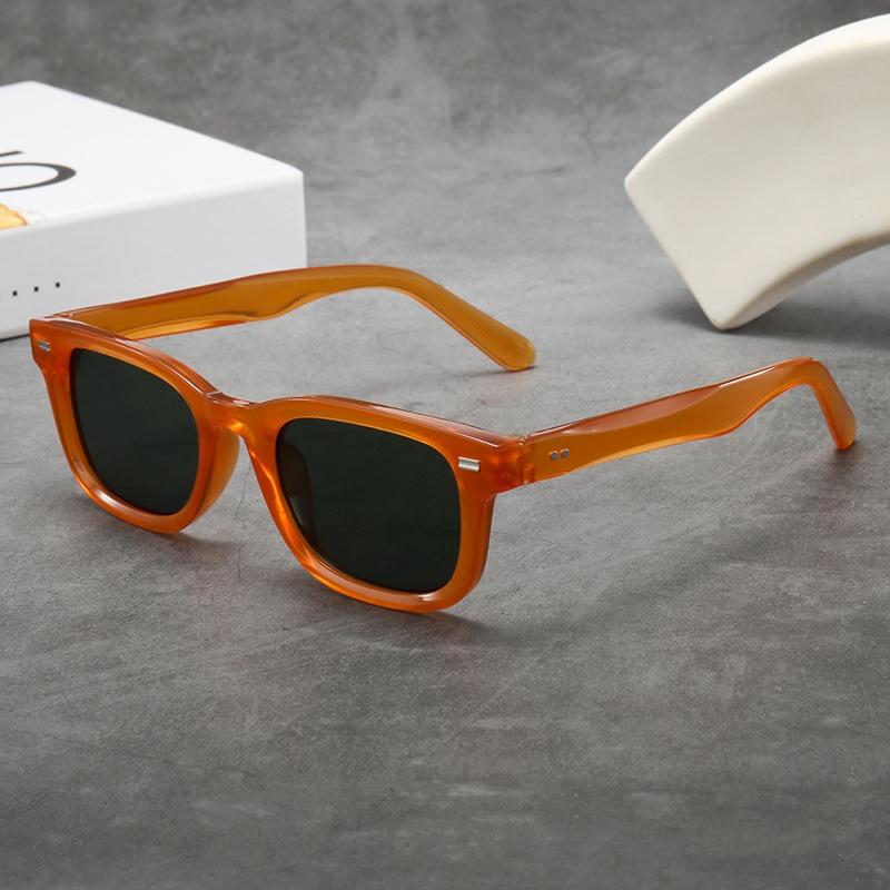 Uv Resistant Sunglasses Minimalist Small Frame Sunglasses Retro Square Sunglasses Anti-Reflective For Driving Outdoors Shopping
Uv Resistant Sunglasses Minimalist Small Frame Sunglasses Retro Square Sunglasses Anti-Reflective For Driving Outdoors Shopping