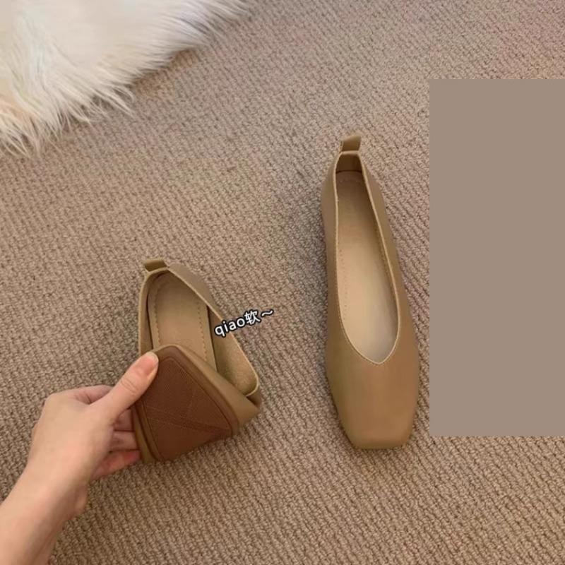Height-increasing Shallow Single-toed Square-toed Grandma s Soft-soled Bean Shoes 35 чёрный
Height-increasing Shallow Single-toed Square-toed Grandma s Soft-soled Bean Shoes 35 чёрный
