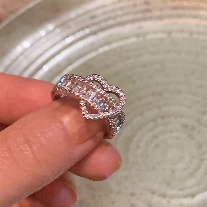 Copper Heart Stylish Ring With Dazzling Zirconia For Modern Women Fashion Statement
Copper Heart Stylish Ring With Dazzling Zirconia For Modern Women Fashion Statement