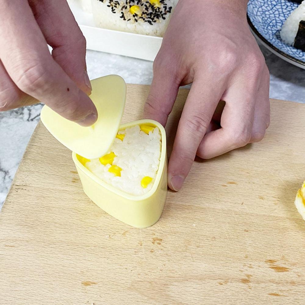 Onigiri Homemade Mould DIY Rice Ball Mold Seaweed Press Sushi Maker Kit Triangular Form жовтий
Onigiri Homemade Mould DIY Rice Ball Mold Seaweed Press Sushi Maker Kit Triangular Form жовтий