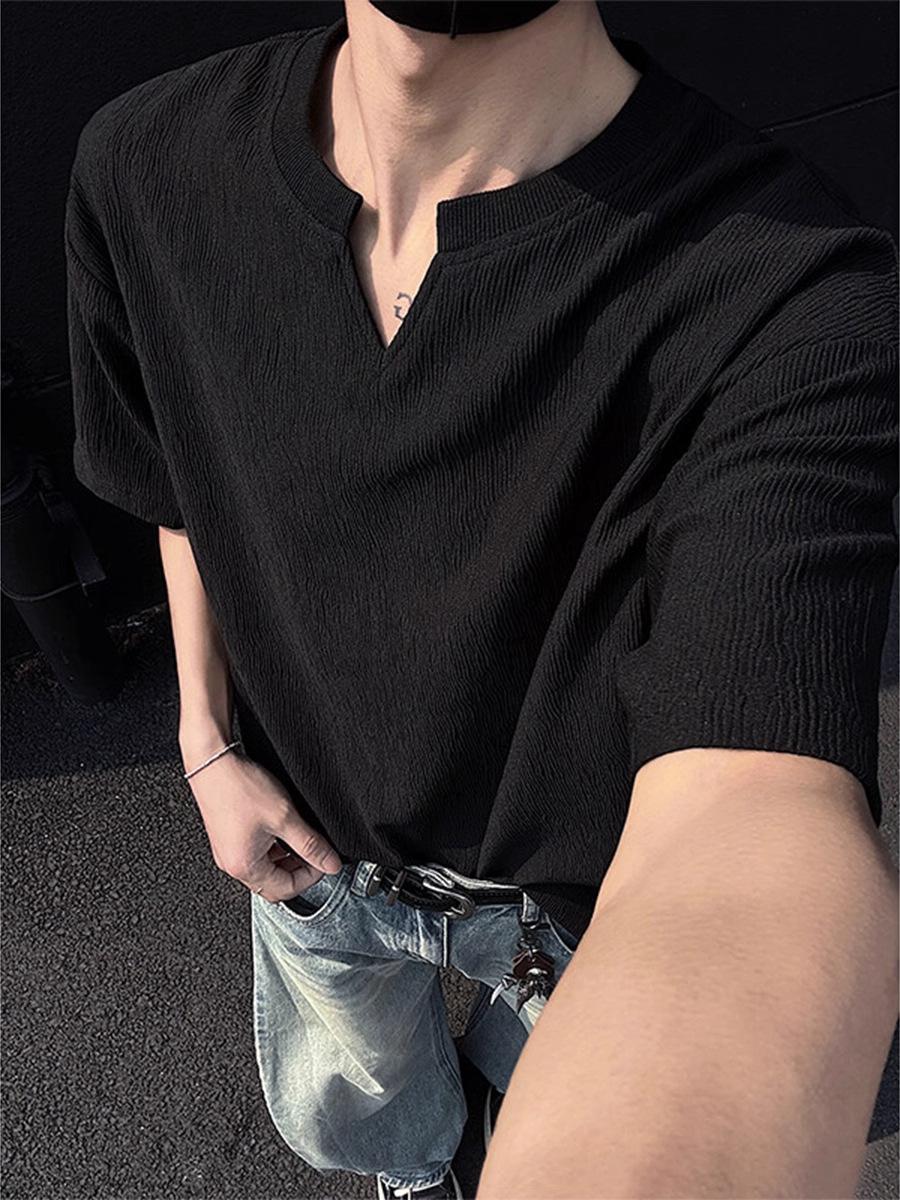 Texture Pleated V-Neck T-Shirt Short-Sleeved Men S Summer Thin Breathable Bottoming Shirt With American Half-Sleeved T-Shirt Men S 3XL чорний
Texture Pleated V-Neck T-Shirt Short-Sleeved Men S Summer Thin Breathable Bottoming Shirt With American Half-Sleeved T-Shirt Men S 3XL чорний