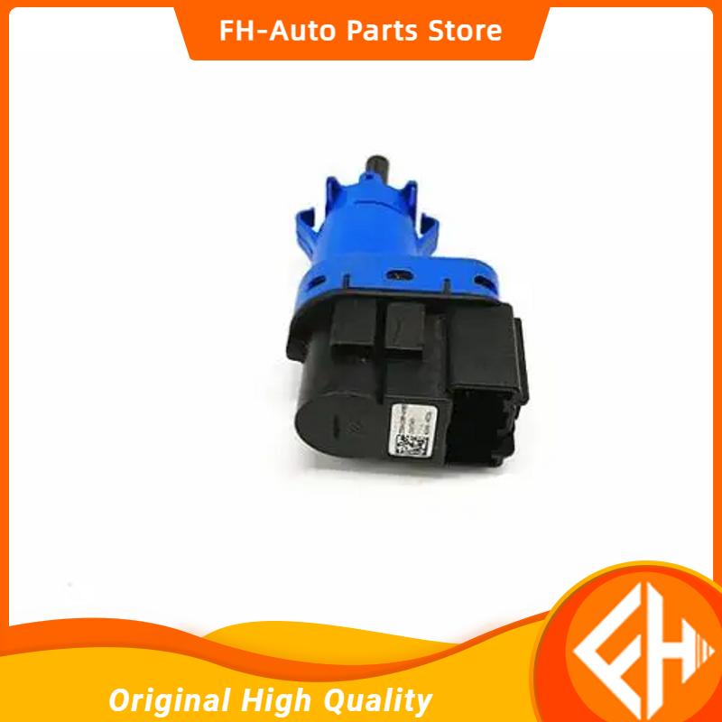 Original Brake Switch For Changan Chana CS15 CS55 CS75 3780010-M04 high quality
Original Brake Switch For Changan Chana CS15 CS55 CS75 3780010-M04 high quality