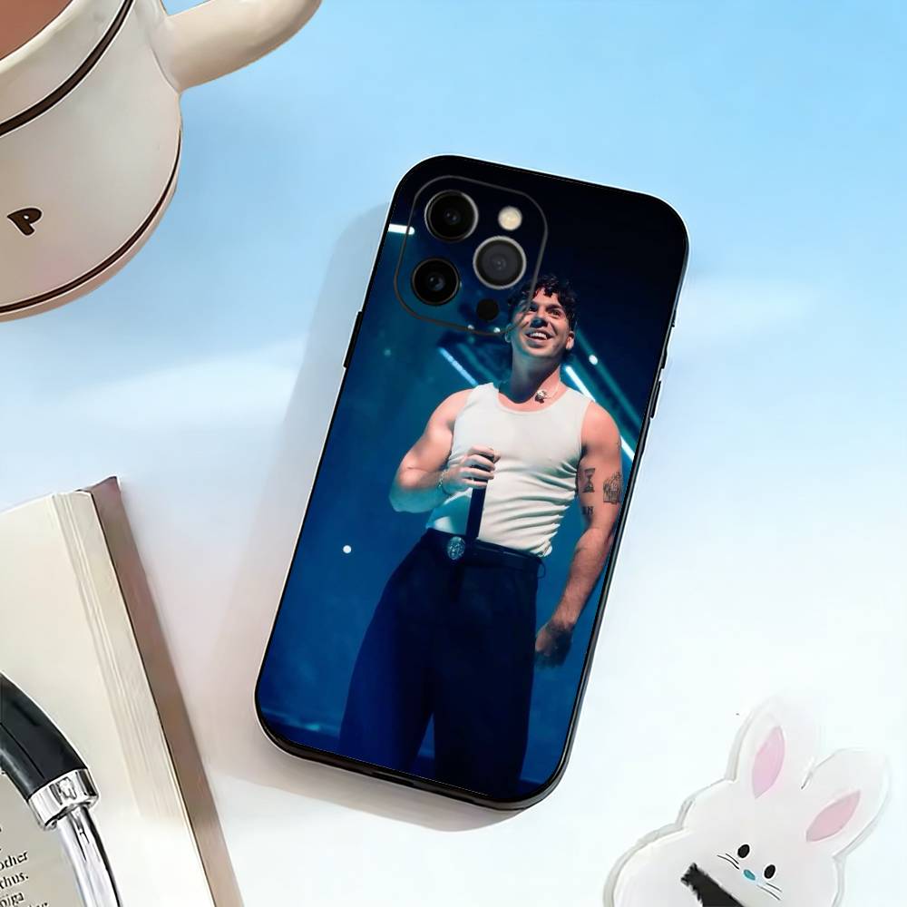 Singer Q-Quevedo Phone Case For iPhone 17, 16,15,14,13,12,11 Plus,Pro Max, Others Soft Black Cover iPhone13
Singer Q-Quevedo Phone Case For iPhone 17, 16,15,14,13,12,11 Plus,Pro Max, Others Soft Black Cover iPhone13