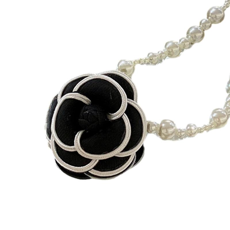 Elegant Camellia Flower Collar Necklace for Women Pearl Temperament Long Rope Choker Jewelry Clavicle Chain Accessories 1 чорний
Elegant Camellia Flower Collar Necklace for Women Pearl Temperament Long Rope Choker Jewelry Clavicle Chain Accessories 1 чорний