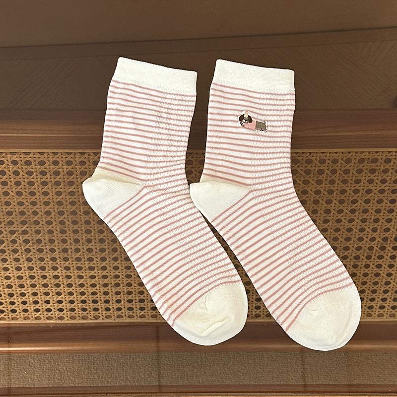 Spring and Autumn Children s Socks - Versatile Striped Embroidered Sausage Dog Pile Socks in Contrasting Colors 1 pair
Spring and Autumn Children s Socks - Versatile Striped Embroidered Sausage Dog Pile Socks in Contrasting Colors 1 pair