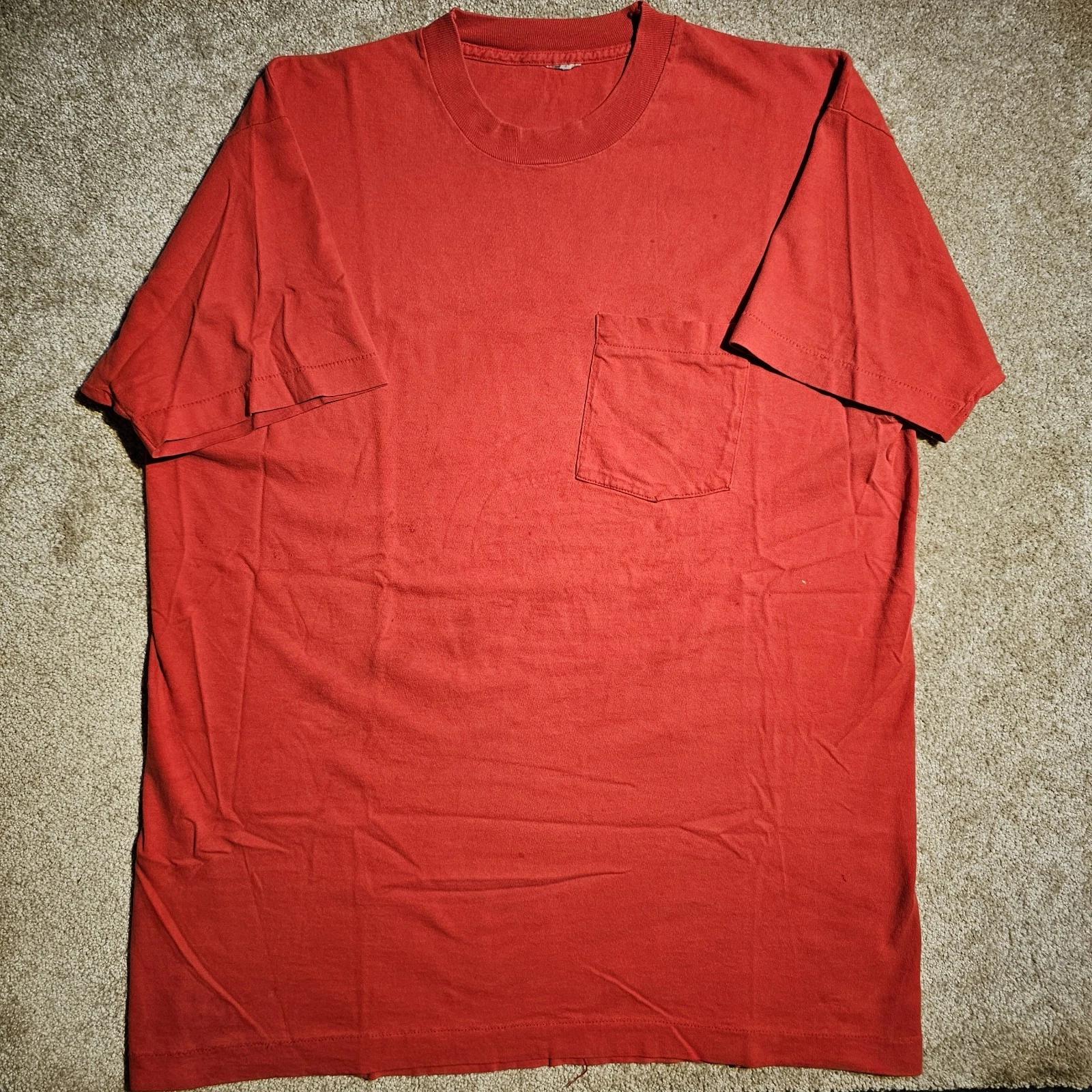 Vtg 80s 90s Single Stitch Faded Red Mens XL Pocket T-shirt Sleeze Blank Skate L
Vtg 80s 90s Single Stitch Faded Red Mens XL Pocket T-shirt Sleeze Blank Skate L