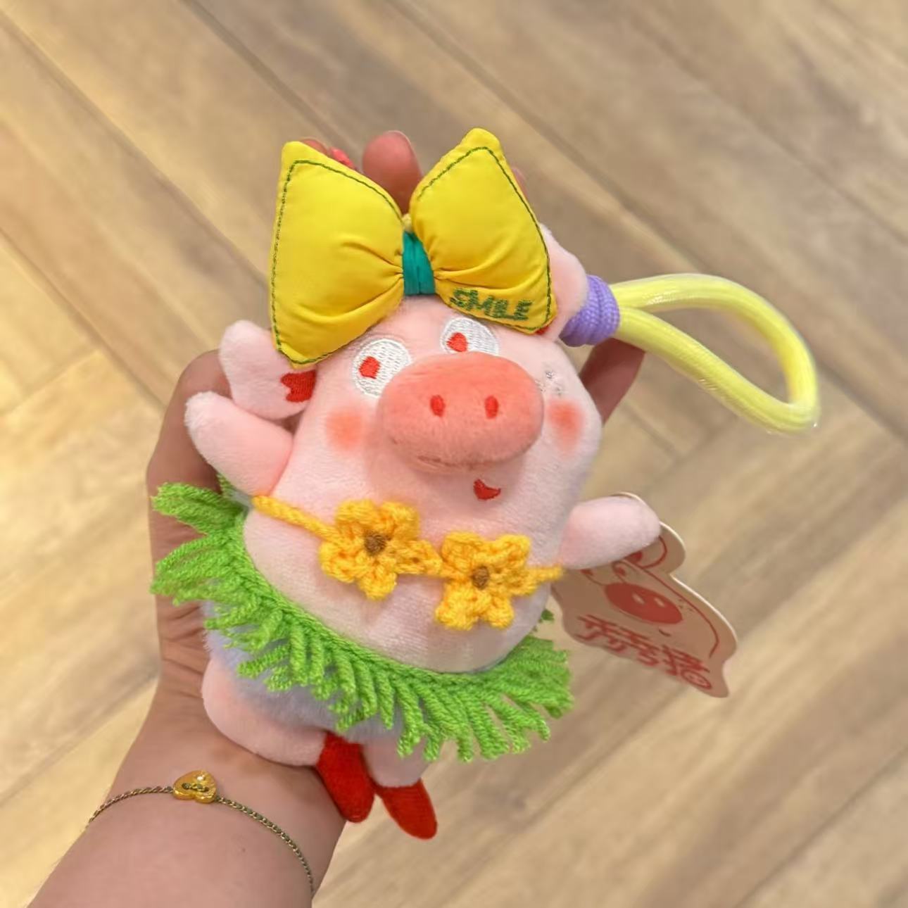 Cute Ballet Pig Plush Pendant, Car Rearview Mirror Decoration, Funny Plush Doll Ornament for Girls New Car Decor
Cute Ballet Pig Plush Pendant, Car Rearview Mirror Decoration, Funny Plush Doll Ornament for Girls New Car Decor