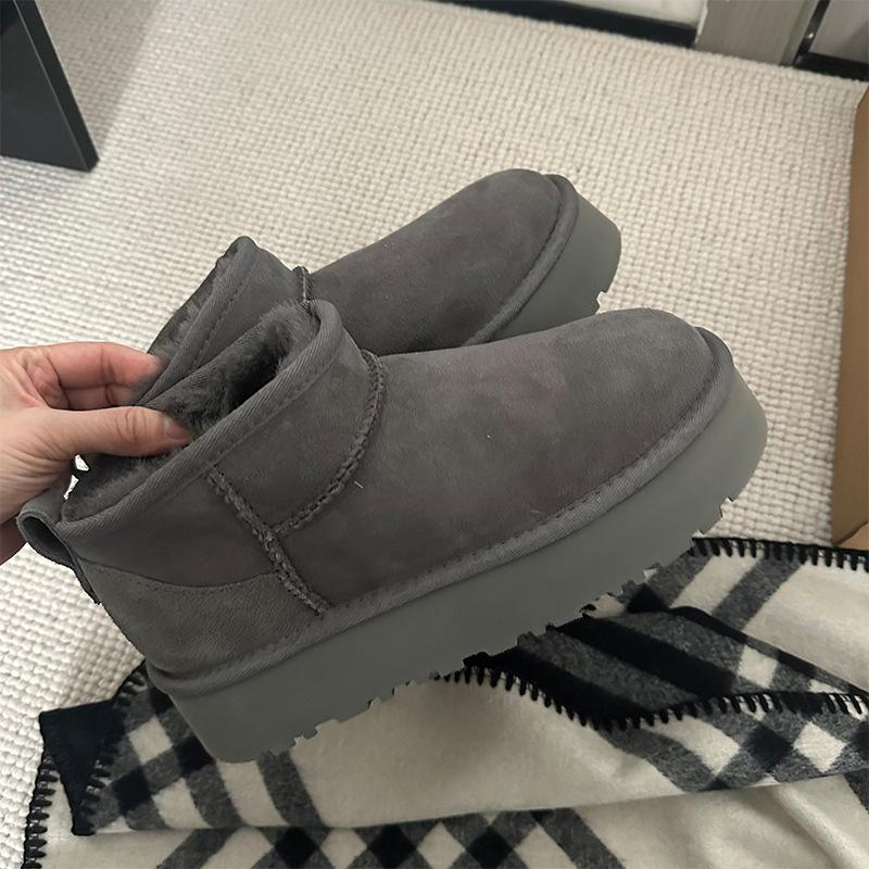 Self-kept version~ Grey thick-soled snow boots women s fur integrated 2025 winter velvet thickened short tube snow cotton 35
Self-kept version~ Grey thick-soled snow boots women s fur integrated 2025 winter velvet thickened short tube snow cotton 35