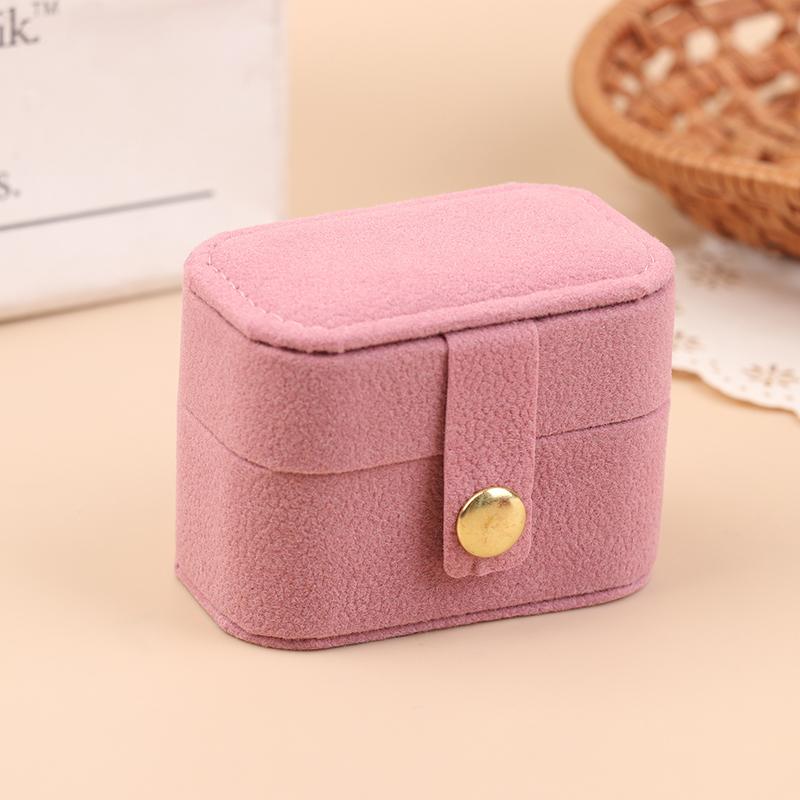 6.3*3.6*4.5cm Jewelry Storage Bag Travel Simple Leather Velvet Ring Necklace Earrings Storage Box Organizer Display Gift Box рожевий
6.3*3.6*4.5cm Jewelry Storage Bag Travel Simple Leather Velvet Ring Necklace Earrings Storage Box Organizer Display Gift Box рожевий
