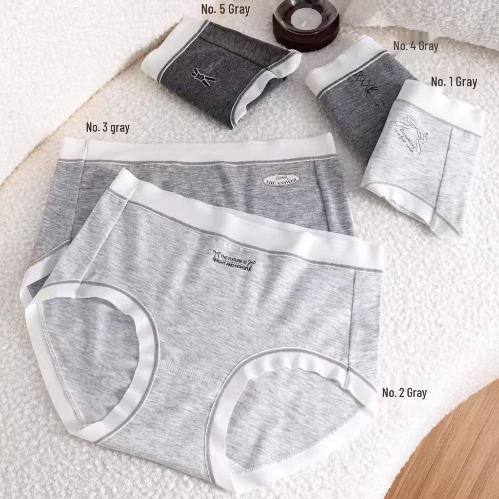 90-135 Jin Plus Size Fashionable Grey Color Block Ins Style Mid-High Waist Ladies Briefs with Colorful Gauze No. 2 Grey
90-135 Jin Plus Size Fashionable Grey Color Block Ins Style Mid-High Waist Ladies Briefs with Colorful Gauze No. 2 Grey