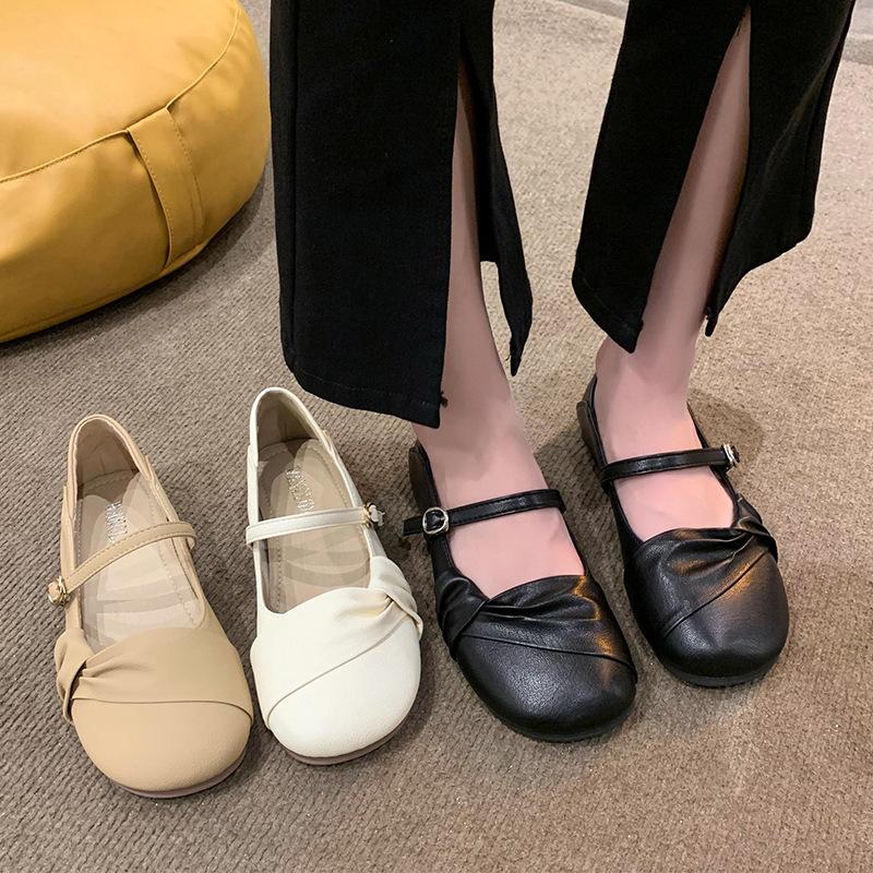 White soft-soled fashionable retro girl single shoes 2024 autumn new leather shoes women s round head shallow mouth flat bottom evening shoes 35 чёрный
White soft-soled fashionable retro girl single shoes 2024 autumn new leather shoes women s round head shallow mouth flat bottom evening shoes 35 чёрный