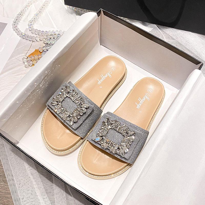 Крутые тапочки женские новые повседневные модные шлепанцы с квадратной пряжкой и стразами на платформе летняя пляжная обувь 43
Крутые тапочки женские новые повседневные модные шлепанцы с квадратной пряжкой и стразами на платформе летняя пляжная обувь 43