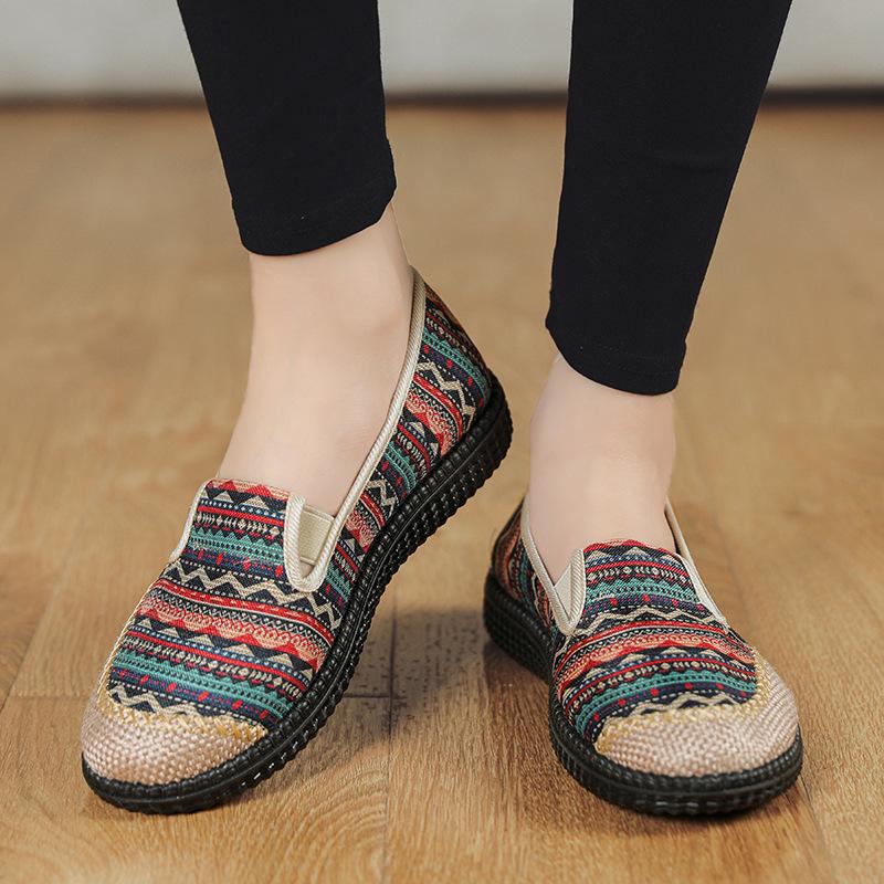 2024 spring and summer old Beijing cloth shoes flat heel canvas shoes shallow mouth one pedal lazy shoes color splicing mother shoes 36 красный
2024 spring and summer old Beijing cloth shoes flat heel canvas shoes shallow mouth one pedal lazy shoes color splicing mother shoes 36 красный