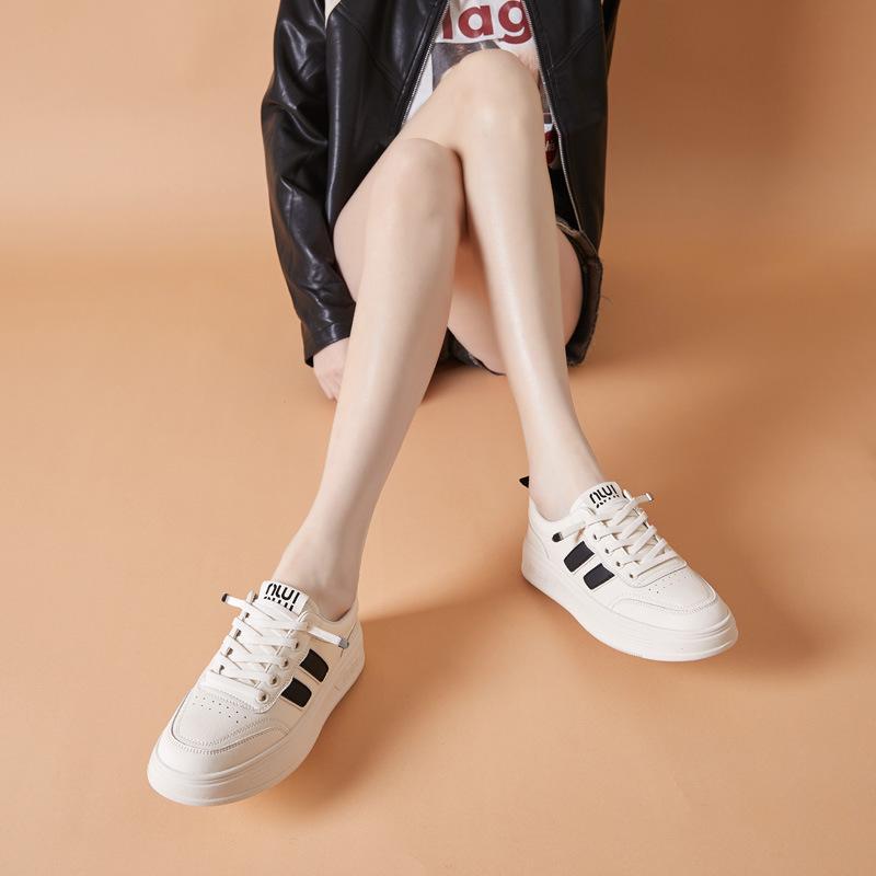 Four seasons new women s low-top sports casual fashion trendy shoes foot cover platform Internet celebrity board shoes 35
Four seasons new women s low-top sports casual fashion trendy shoes foot cover platform Internet celebrity board shoes 35
