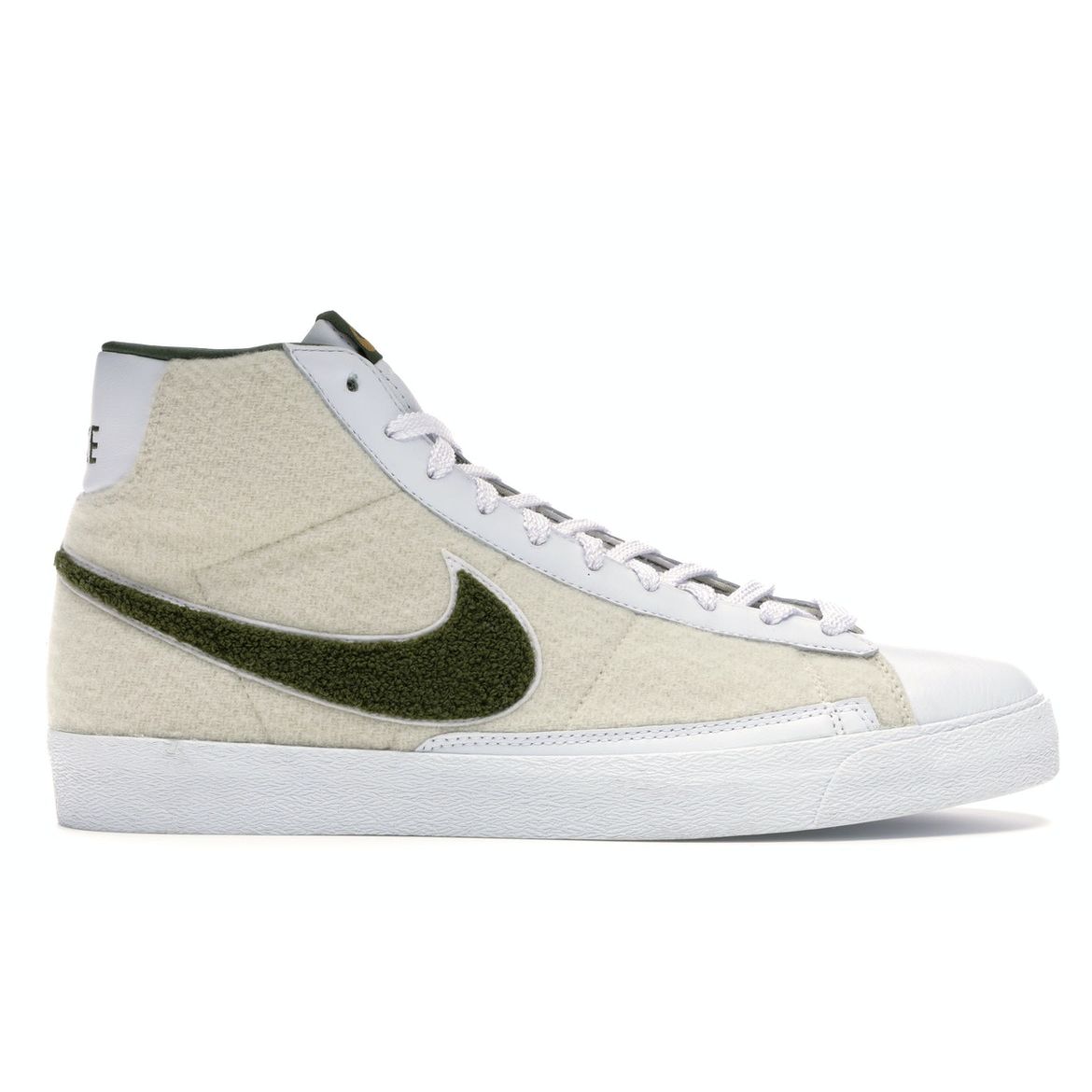 Мужские кроссовки Nike Blazer Mid 73 Stussy White Vapor Safari-Metallic-Gold 312209-231
Мужские кроссовки Nike Blazer Mid 73 Stussy White Vapor Safari-Metallic-Gold 312209-231