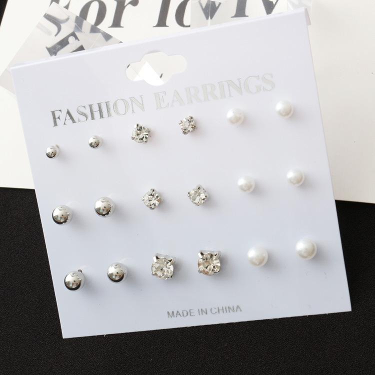 Модные серьги с металлическим жемчугом в корейском стиле, набор из 9 предметов, набор из глянцевых шариков со стразами
Модные серьги с металлическим жемчугом в корейском стиле, набор из 9 предметов, набор из глянцевых шариков со стразами