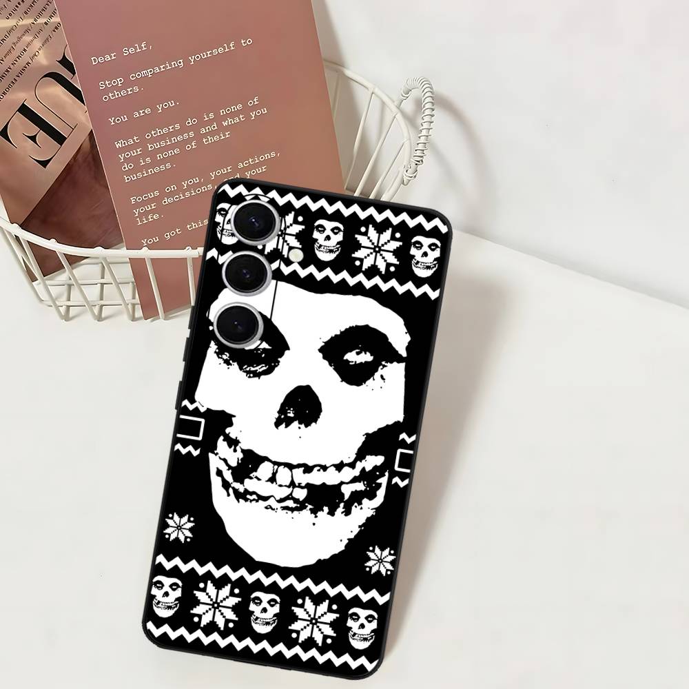The Misfits Glenn Danzig Phone Case For Samsung S 24 Fe 25 Ultra Plus 20 Lite 21 30 22 23 24 22 Ultra 5G Fundas Samsung S24 Plus
The Misfits Glenn Danzig Phone Case For Samsung S 24 Fe 25 Ultra Plus 20 Lite 21 30 22 23 24 22 Ultra 5G Fundas Samsung S24 Plus