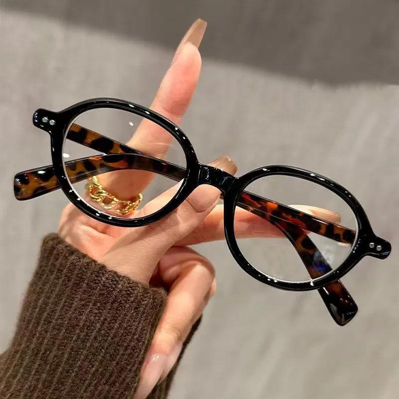 Oval Retro Frame Glasses Fahsion Punk Women&Men Optical Spectacle Blocking Blue Light Computer Goggles Eyewear Unisex 2025 New леопардовий
Oval Retro Frame Glasses Fahsion Punk Women&Men Optical Spectacle Blocking Blue Light Computer Goggles Eyewear Unisex 2025 New леопардовий