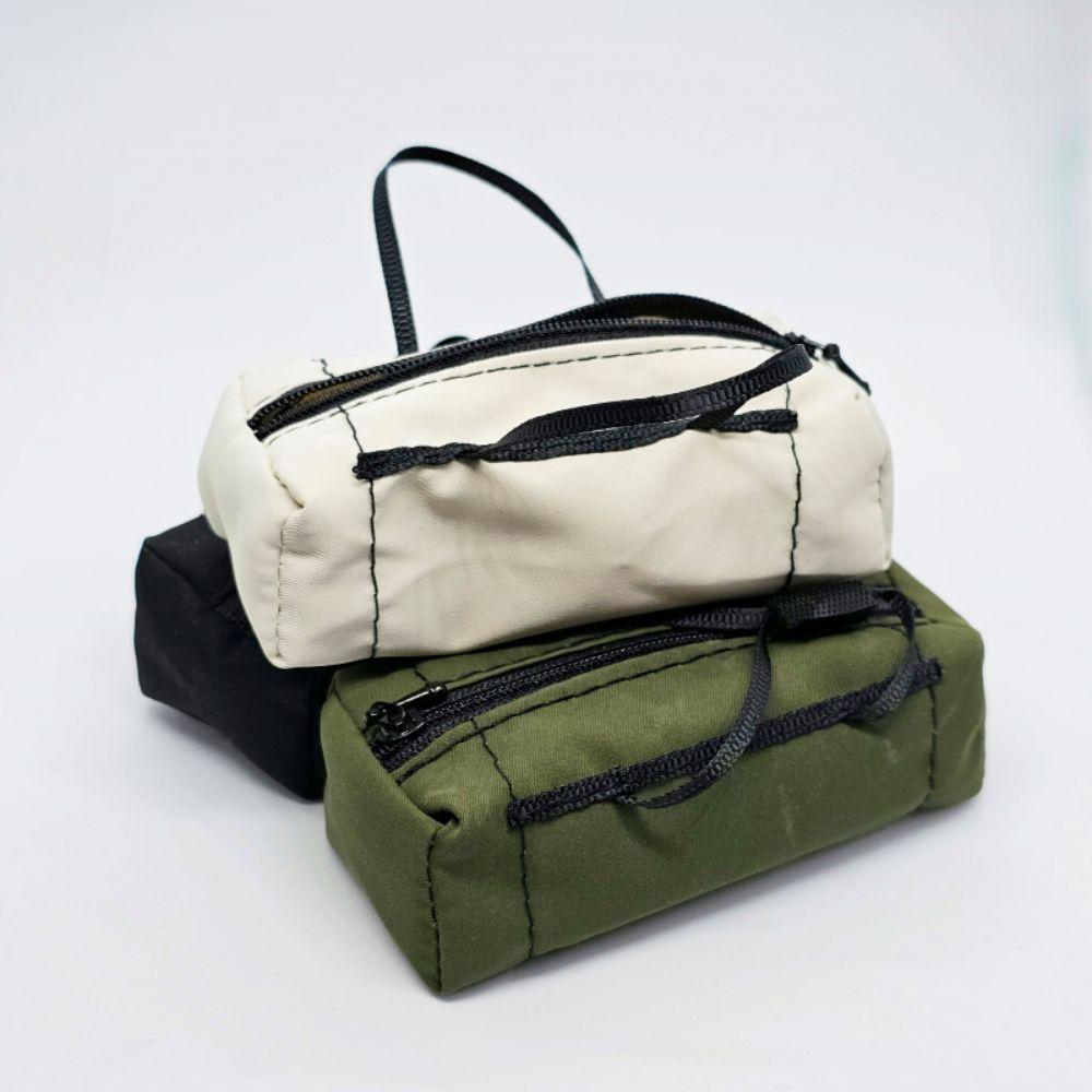 Outdoor Rainstorm RC Car Luggage Simulation Miniature Travel Bag Diy Parts RC Model Bag RC Crawler білий
Outdoor Rainstorm RC Car Luggage Simulation Miniature Travel Bag Diy Parts RC Model Bag RC Crawler білий