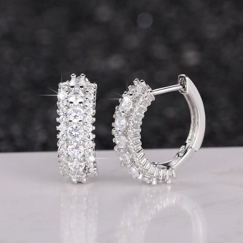 CAOSHI Half Circle Cubic Zirconia Metal Style Hoop Earrings Newly Designed Wedding Party Copper Color Zircon Women Accessories
CAOSHI Half Circle Cubic Zirconia Metal Style Hoop Earrings Newly Designed Wedding Party Copper Color Zircon Women Accessories