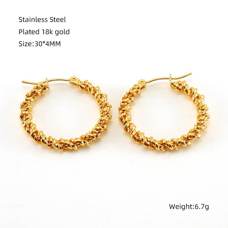 2026 High-end Autumn New Temperament Earrings Women s European and American Personality Exaggerated Twist Earrings
2026 High-end Autumn New Temperament Earrings Women s European and American Personality Exaggerated Twist Earrings