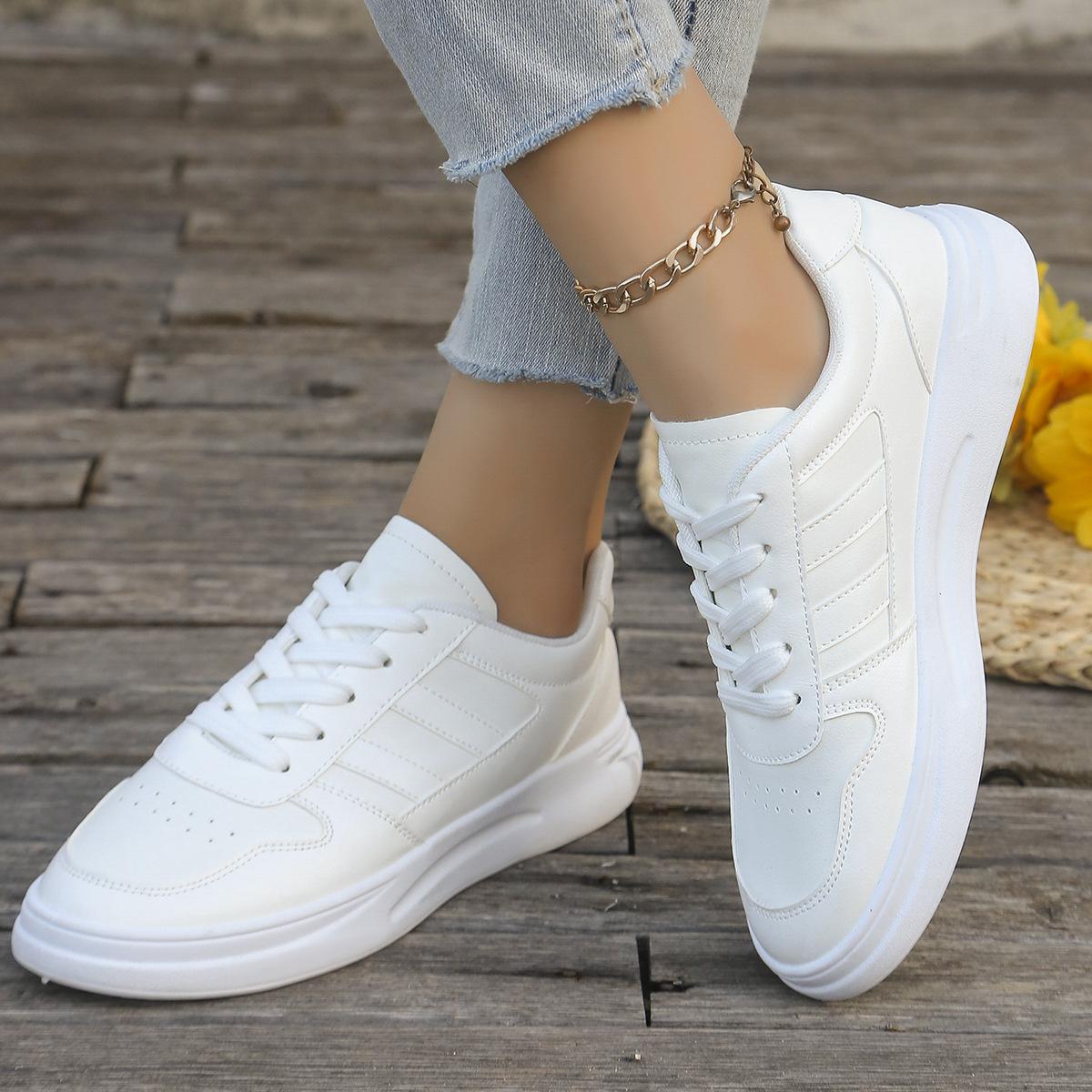 Flat-soled little white shoes women s 2025 new popular versatile and lightweight soft soles, sports and leisure shoes women s spring and autumn board 40 білий
Flat-soled little white shoes women s 2025 new popular versatile and lightweight soft soles, sports and leisure shoes women s spring and autumn board 40 білий