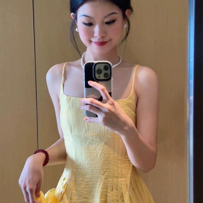 French small yellow suspender dress women s summer new waist temperament long dress seaside vacation skirt XL жовтий
French small yellow suspender dress women s summer new waist temperament long dress seaside vacation skirt XL жовтий