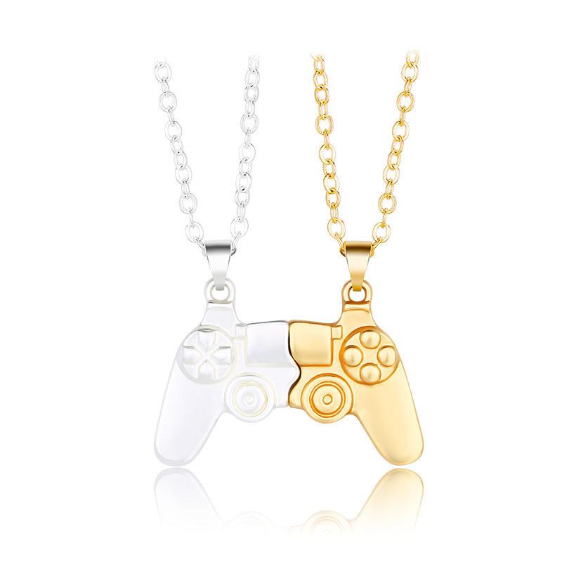 2pcs/Set Magnetic Game Controller Couple Necklace with Gold/Silver Color PS4 Game Console Pendant Necklace Valentine s Day Gift
2pcs/Set Magnetic Game Controller Couple Necklace with Gold/Silver Color PS4 Game Console Pendant Necklace Valentine s Day Gift