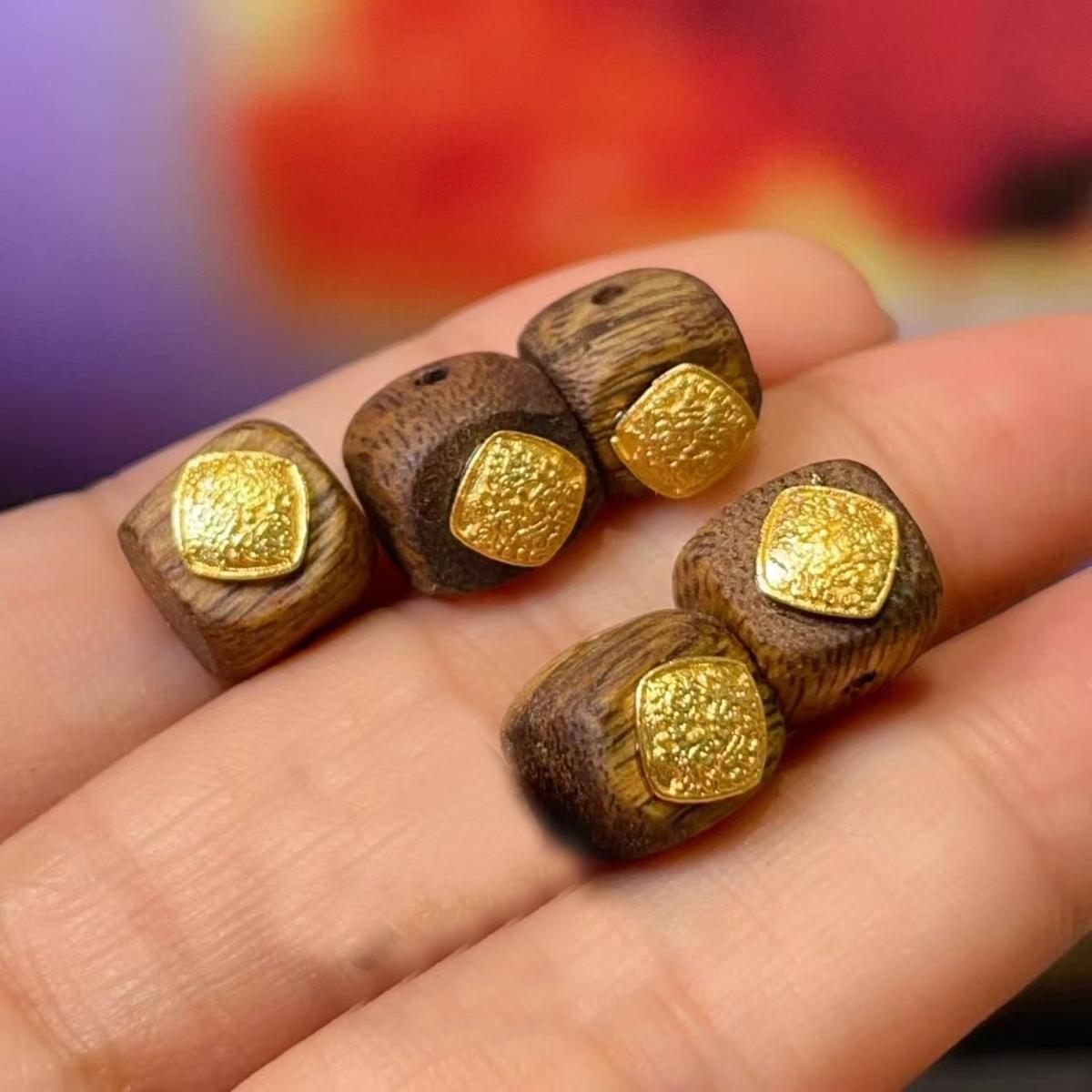 5Pcs Handmade Wooden Square Beads with Yellow Copper Accents, Stylish Minimalist Yellow Fortune God Loose Beads for DIY Necklace, Jewelry Making 8×8mm 5Pcs/8×8mm
5Pcs Handmade Wooden Square Beads with Yellow Copper Accents, Stylish Minimalist Yellow Fortune God Loose Beads for DIY Necklace, Jewelry Making 8×8mm 5Pcs/8×8mm