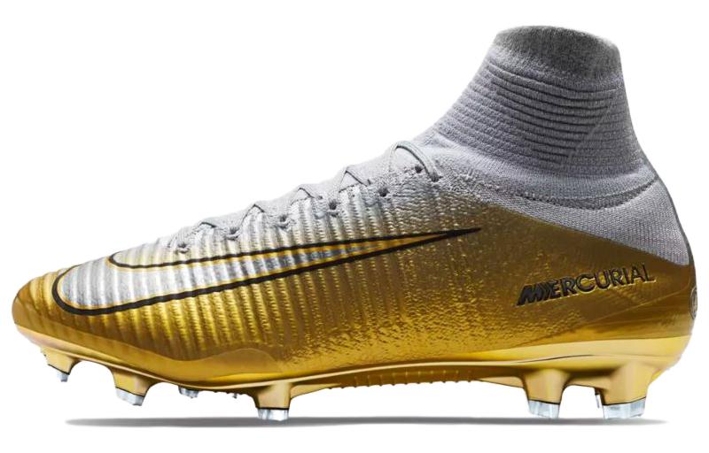 Nike Mercurial Superfly CR7 Кріштіану Роналду Quinto Triunfo AR0998-009 42.5
Nike Mercurial Superfly CR7 Кріштіану Роналду Quinto Triunfo AR0998-009 42.5